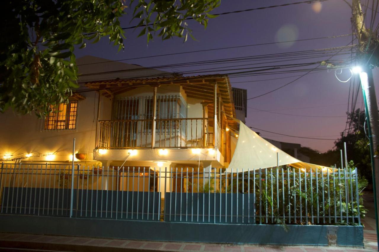 Hostal Magdalena Santa Marta  Luaran gambar