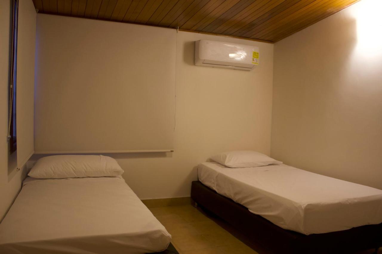 Hostal Magdalena Santa Marta  Luaran gambar